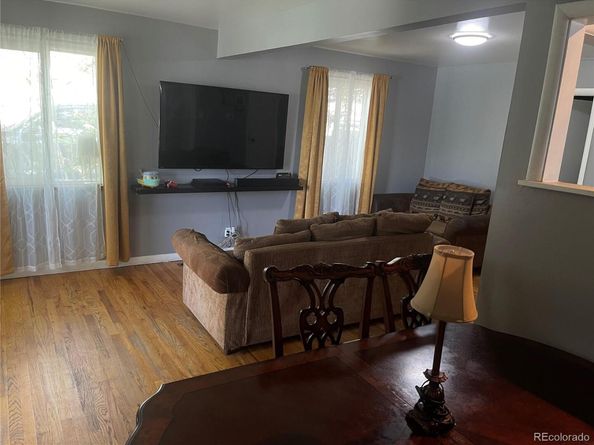 11502 E 7th Avenue E, Aurora CO 80010