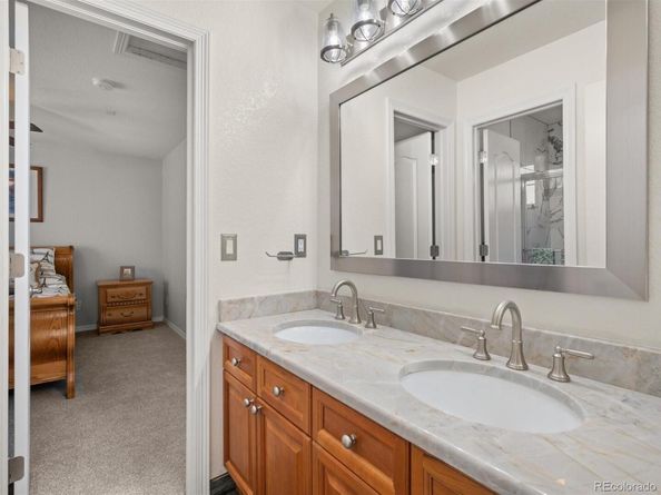 7169 S Tibet Way, Aurora CO 80016