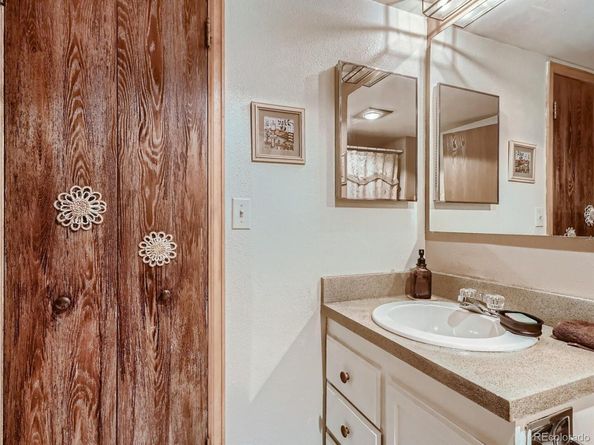 5784 W 61 Place, Arvada CO 80003