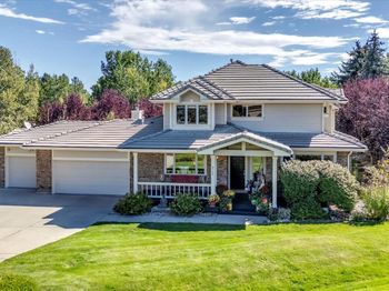 8748 Skyland Drive