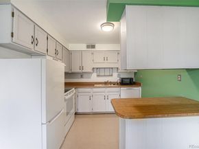8870 W Jewell Avenue 11, Lakewood CO 80232
