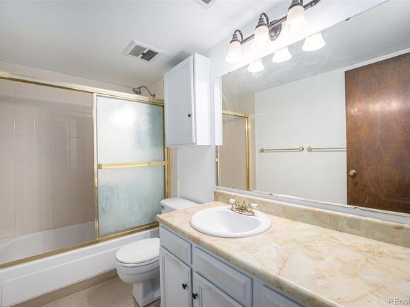 8870 W Jewell Avenue 11, Lakewood CO 80232
