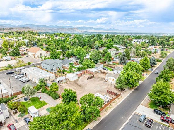 1555 Swadley Street, Lakewood CO 80215