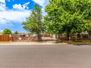 1555 Swadley Street, Lakewood CO 80215