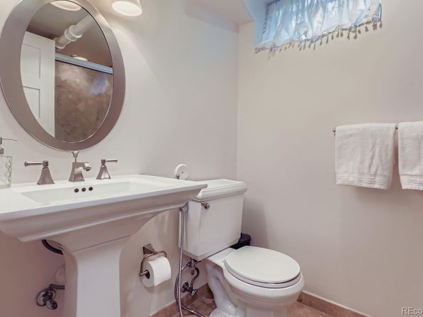 1795 N Monaco Parkway, Denver CO 80220