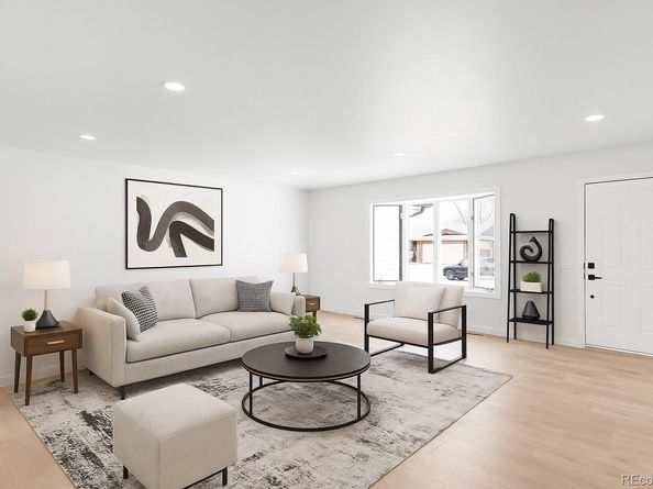 558 S Field Court, Lakewood CO 80226