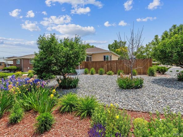 2196 W 56th Avenue, Denver CO 80221