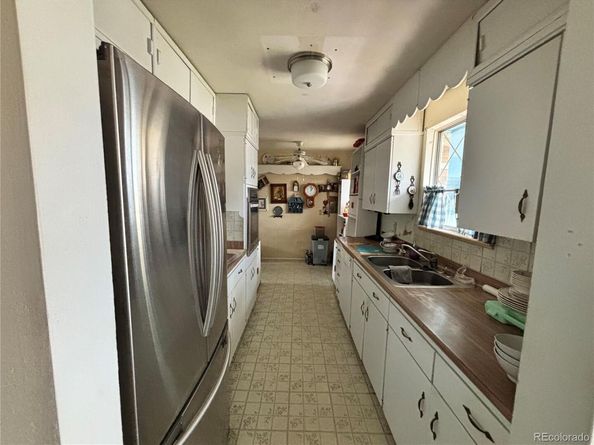 7600 S Kit Carson Drive, Centennial CO 80122