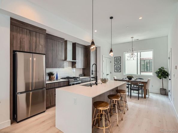2118 Applewood Drive, Lakewood CO 80215