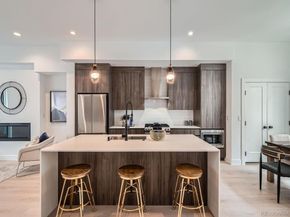 2118 Applewood Drive, Lakewood CO 80215
