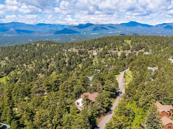 Undisclosed Address #8237538, Golden CO 80401