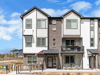 2292 W 166th Lane