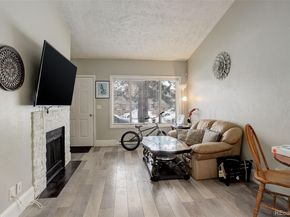 841 Crisman Drive 9, Longmont CO 80501