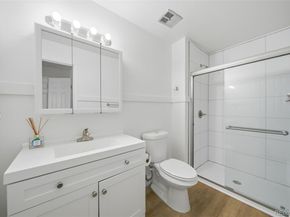 Undisclosed Address #2692638, Aurora CO 80011