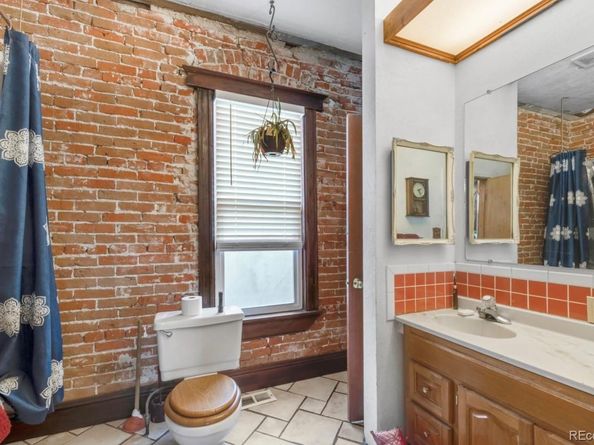 Undisclosed Address #2792196, Denver CO 80216