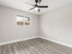 472 Jamaica Street, Aurora CO 80010