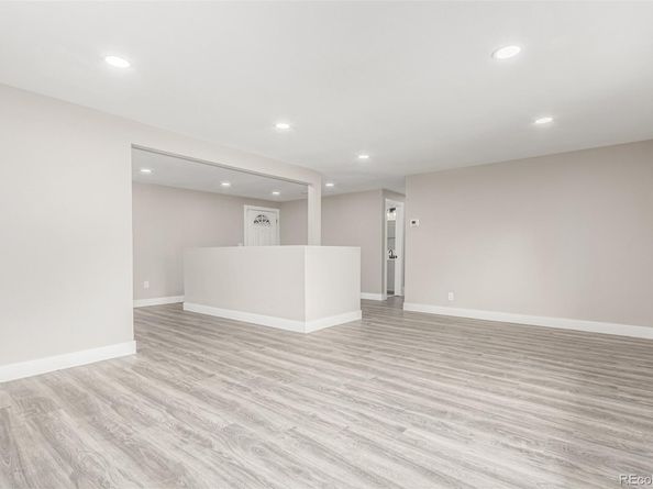 472 Jamaica Street, Aurora CO 80010