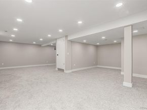 472 Jamaica Street, Aurora CO 80010