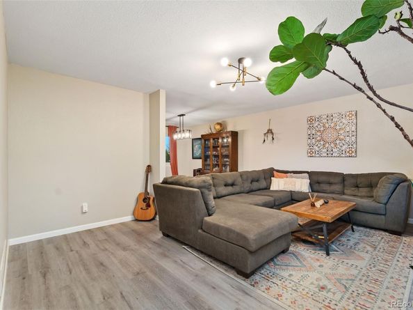 2954 E 101st Avenue, Thornton CO 80229