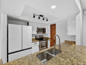 4110 S Evanston Circle B, Aurora CO 80014