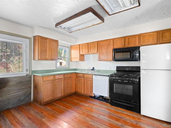 2275 S Linley Court, Denver CO 80219