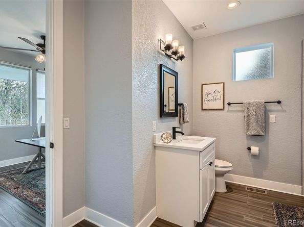 11885 W Katherine Avenue, Lakewood CO 80401