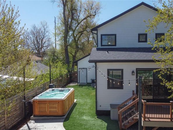 11885 W Katherine Avenue, Lakewood CO 80401