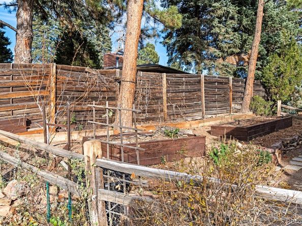 11 Sunset Lane, Greenwood Village CO 80121