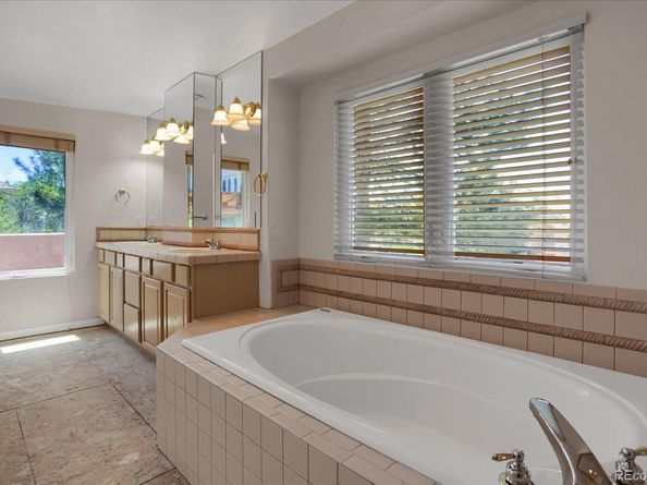 13950 E Chenango Drive, Aurora CO 80015