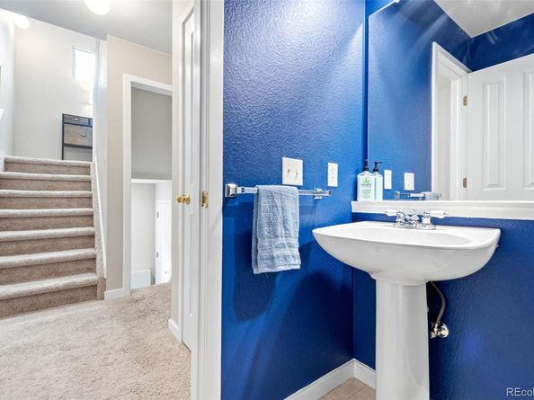 3748 Oakwood Drive, Longmont CO 80503