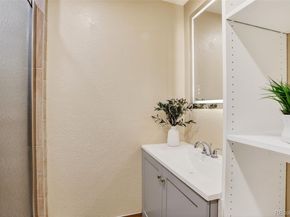 1672 S Rifle Street, Aurora CO 80017
