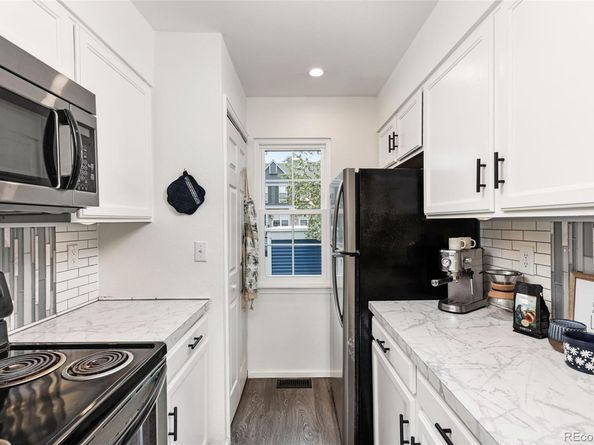 Undisclosed Address #9903951, Centennial CO 80122