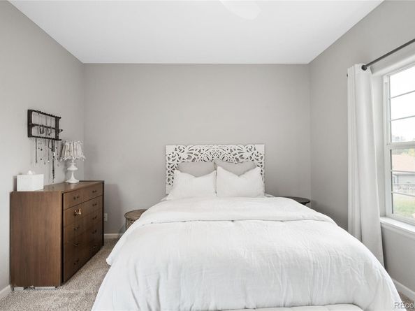 6831 W Yale Avenue, Lakewood CO 80227