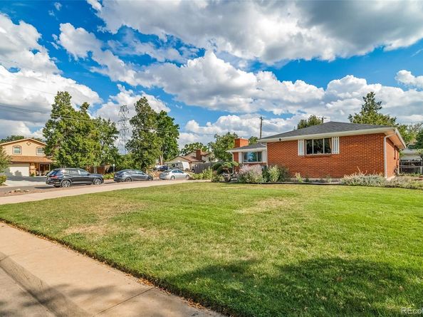 13674 E Parkview Drive, Aurora CO 80011