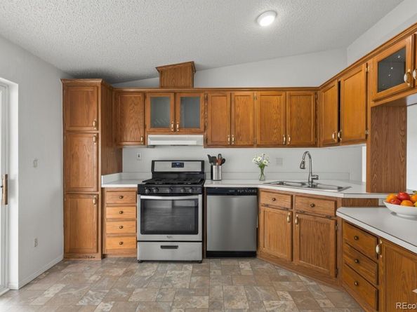 8040 Quebec Street, Commerce City CO 80022