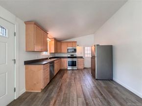 433 Sunnyside Lane, Longmont CO 80504