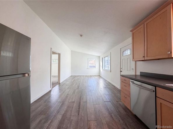 433 Sunnyside Lane, Longmont CO 80504