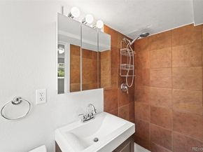957 S Owens Court, Lakewood CO 80226