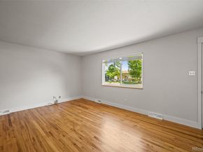 957 S Owens Court, Lakewood CO 80226