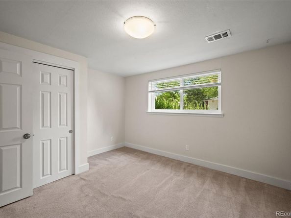 957 S Owens Court, Lakewood CO 80226