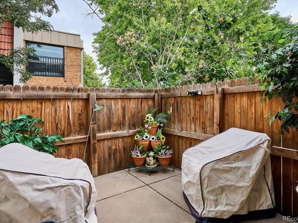 2907 S Locust Street, Denver CO 80222