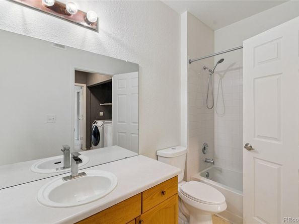 14241 E 1st Drive 201, Aurora CO 80011