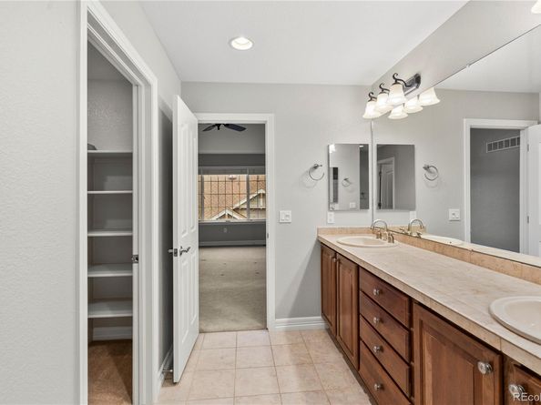 7560 S Biloxi Court, Aurora CO 80016