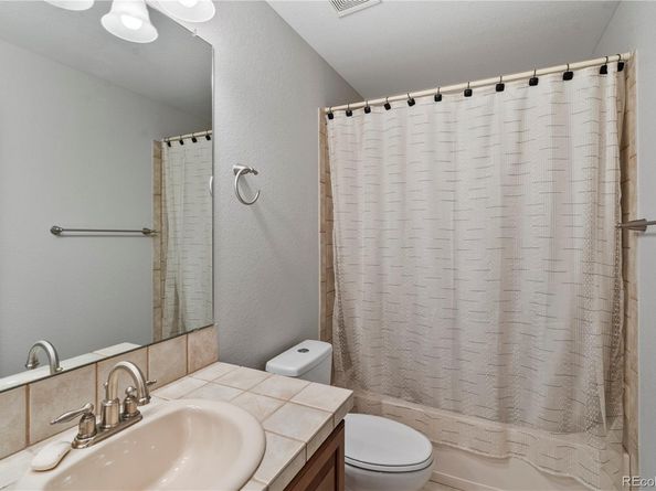 7560 S Biloxi Court, Aurora CO 80016