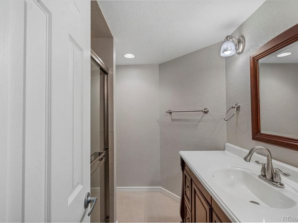7560 S Biloxi Court, Aurora CO 80016