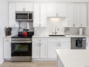 2 Adams 905, Denver CO 80206