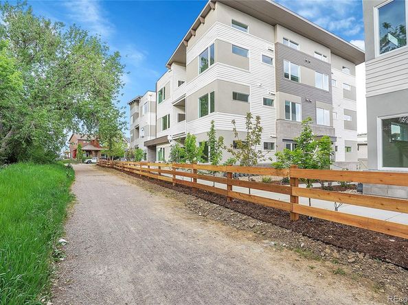 Undisclosed Address #1606779, Louisville CO 80027