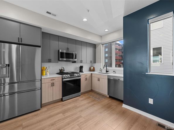 3101 W 47th Avenue 13, Denver CO 80211