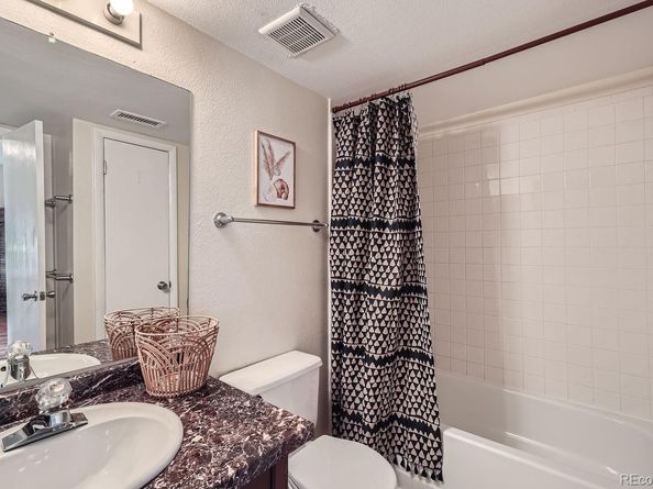 3050 W 32nd Avenue 202C, Denver CO 80211