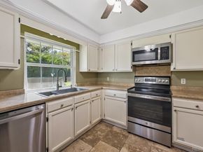 979 S Granby Way, Aurora CO 80012